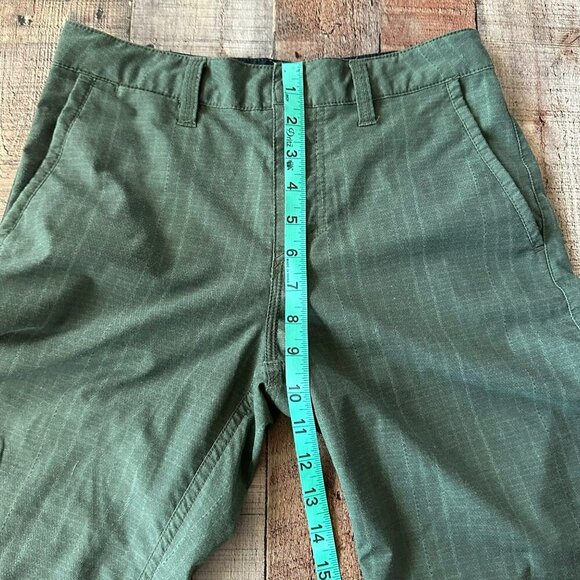 Quiksilver Boys Green Board Shorts 26” With Button & Zip Closure - Picture 5 of 11